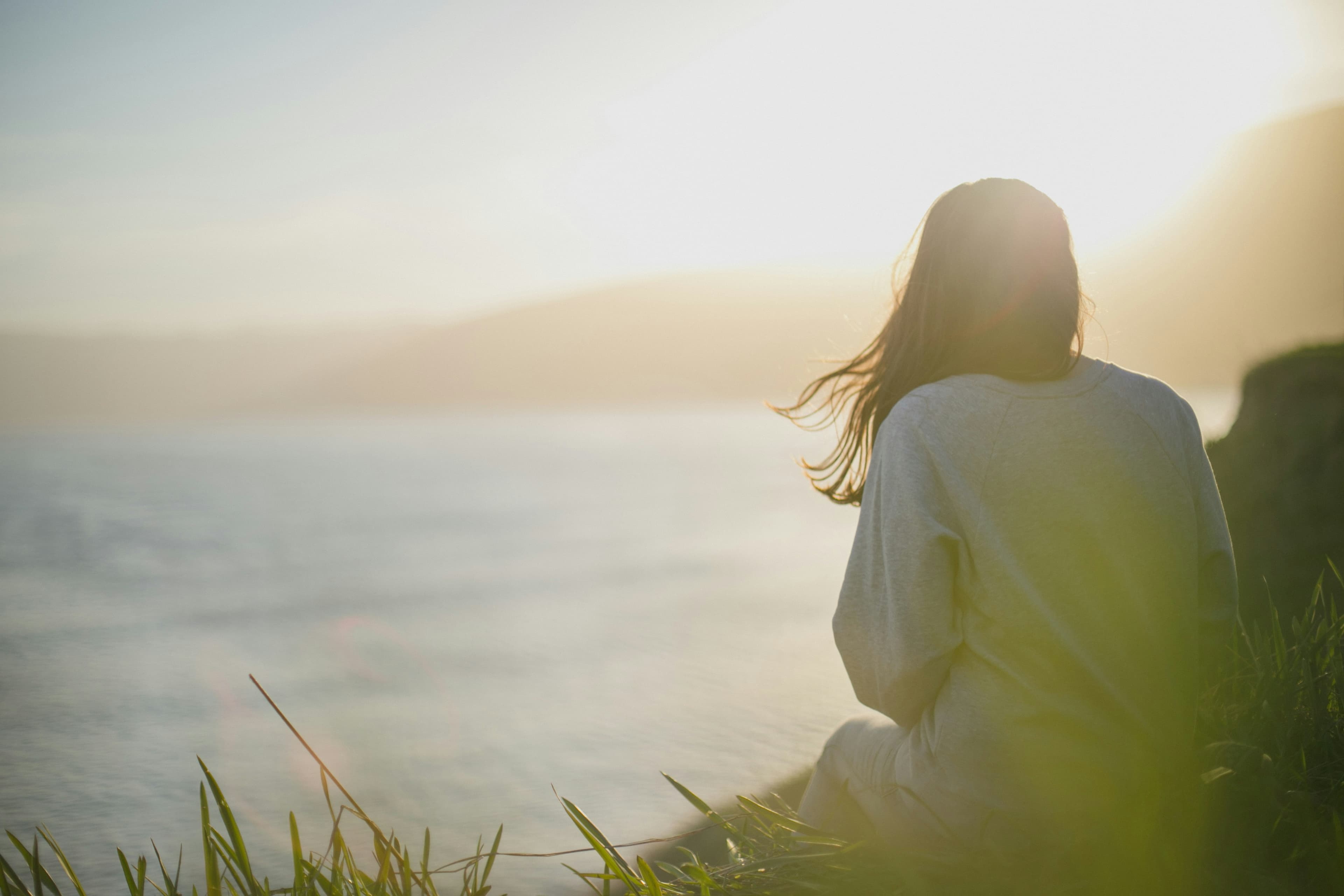 A moment of calm overlooking the ocean